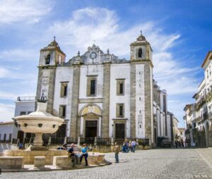 Ville à visiter au Portugal : Evora