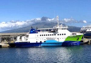 Comment se déplacer entre les îles et sur les îles des Açores ?